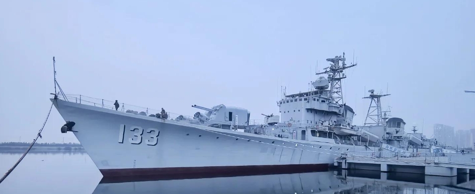 天津泰達(dá)航母